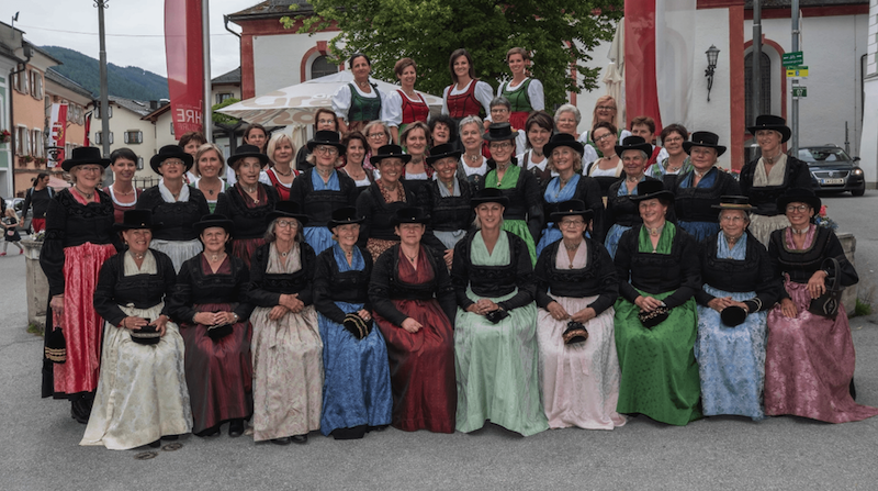 Trachtenfrauen Mauterndorf